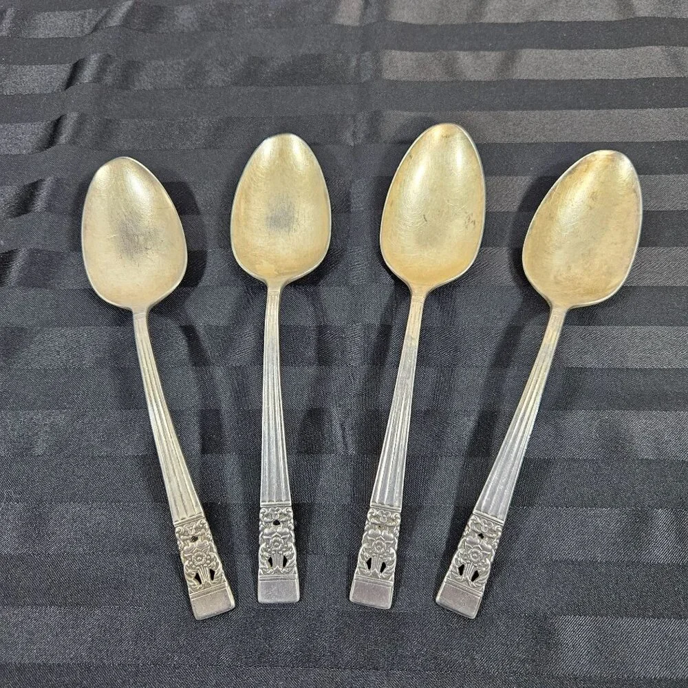 Vintage‎ Oneida Community Plate Serving Spoons Coronation Pattern Set of 4